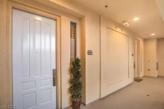 Photo #5: 2305564 Listing 