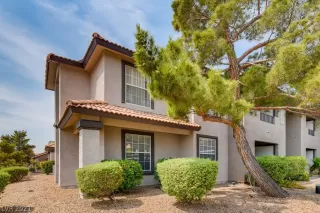 Photo #1: 2305565 Listing