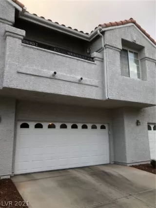 Photo #1: 2305600 Listing 