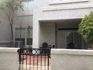 Photo #3: 2305600 Listing 