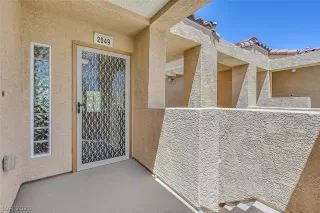 Photo #2: 2305601 Listing 