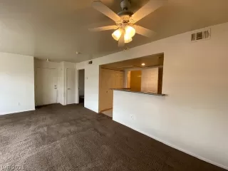 Photo #5: 2305660 Listing 