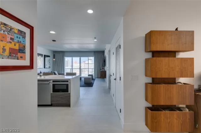 MLS: 2305734 Condo For Sale