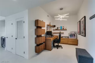 Photo #1: 2305734 Listing 