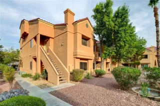 Photo #1: 2305747 Listing