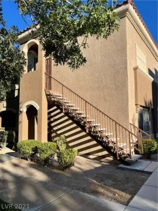 Photo #1: 2305775 Listing