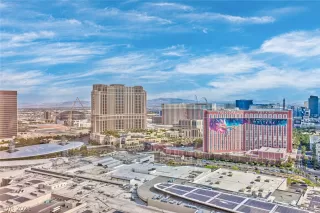 Photo #2: 2305842 Listing