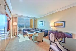 Photo #5: 2305842 Listing