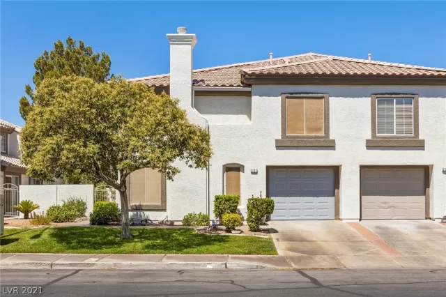 MLS: 2305852 Condo For Sale