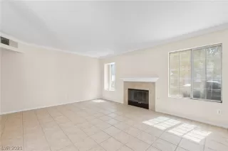 Photo #1: 2305852 Listing 