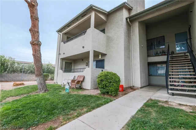 MLS: 2305941 Condo For Sale