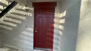 Photo #2: 2305976 Listing