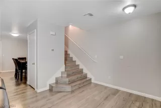 Photo #3: 2305984 Listing 