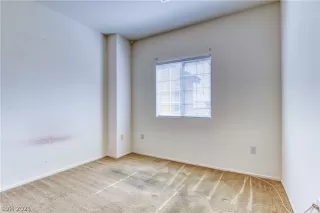 Photo #2: 2306075 Listing 