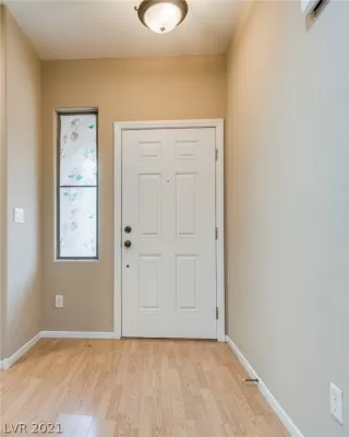 Photo #3: 2306086 Listing