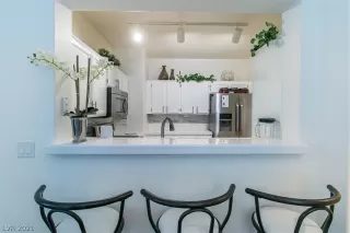 Photo #1: 2306094 Listing 