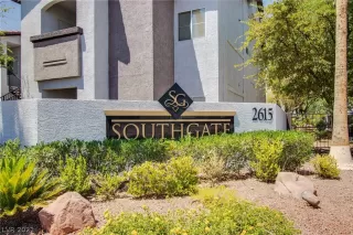 Photo #4: 2306145 Listing 