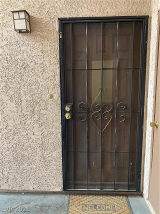 Photo #1: 2306193 Listing 