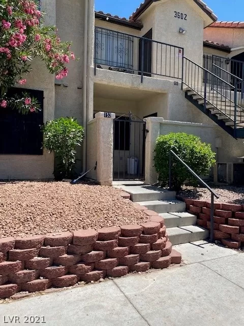 MLS: 2306251 Condo For Sale