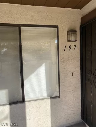 Photo #4: 2306260 Listing