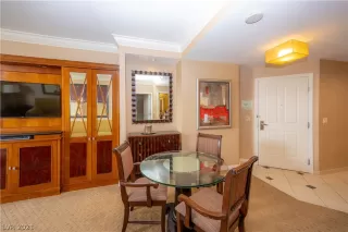 Photo #5: 2306274 Listing 