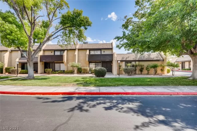 MLS: 2306311 Condo For Sale