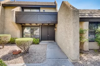 Photo #3: 2306311 Listing