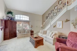 Photo #6: 2306338 Listing