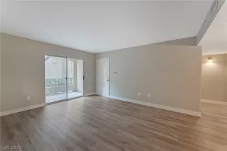 Photo #1: 2306346 Listing