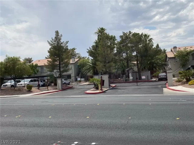 MLS: 2306419 Condo For Sale