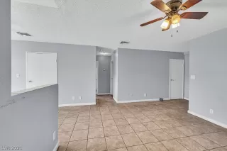 Photo #3: 2306432 Listing 