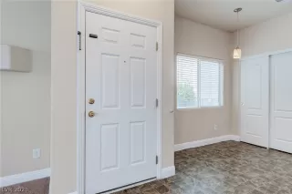 Photo #2: 2306437 Listing