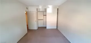 Photo #3: 2306529 Listing