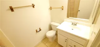 Photo #5: 2306529 Listing