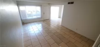 Photo #6: 2306529 Listing