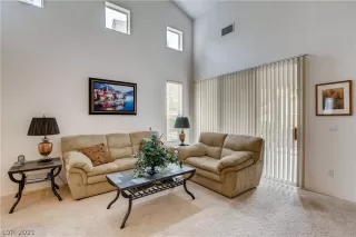 Photo #5: 2306534 Listing 
