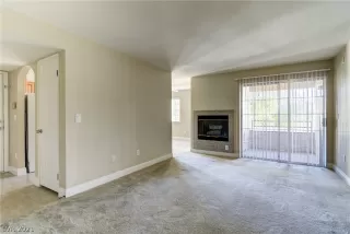 Photo #2: 2306568 Listing 