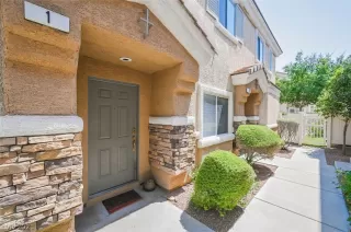 Photo #1: 2306596 Listing