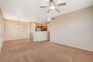 Photo #5: 2306601 Listing 