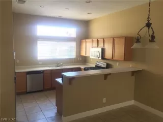 Photo #3: 2306605 Listing 