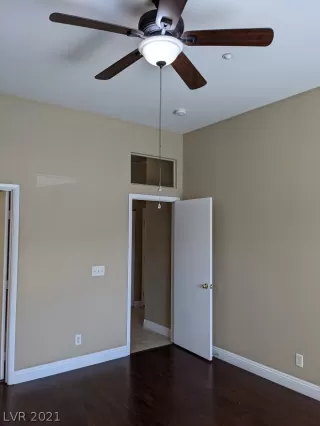 Photo #5: 2306605 Listing 