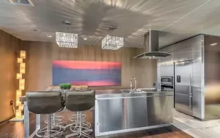 Photo #2: 2306622 Listing