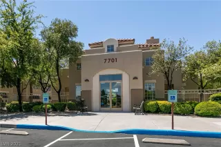 Photo #1: 2306638 Listing