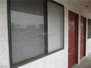 Photo #2: 2306642 Listing