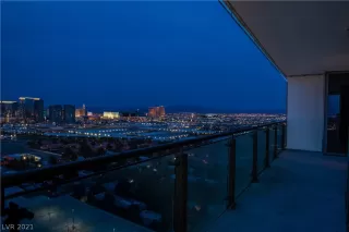 Photo #1: 2306679 Listing