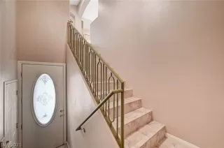 Photo #4: 2306718 Listing