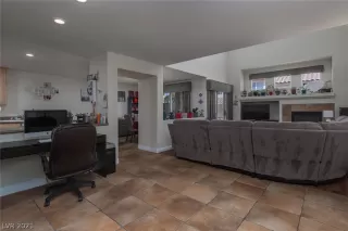Photo #4: 2306777 Listing 