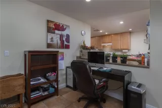 Photo #5: 2306777 Listing 