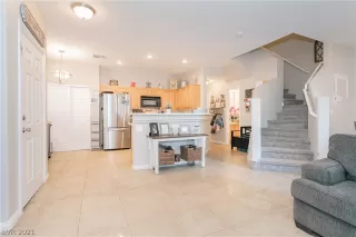 Photo #6: 2306784 Listing