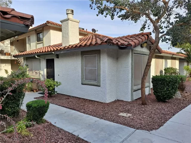 MLS: 2306788 Condo For Sale